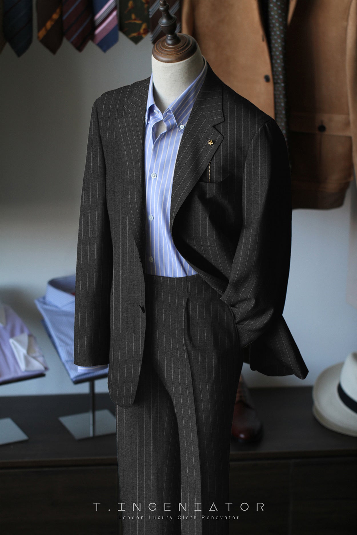 (Half canvas) striped superfine merino wool suit